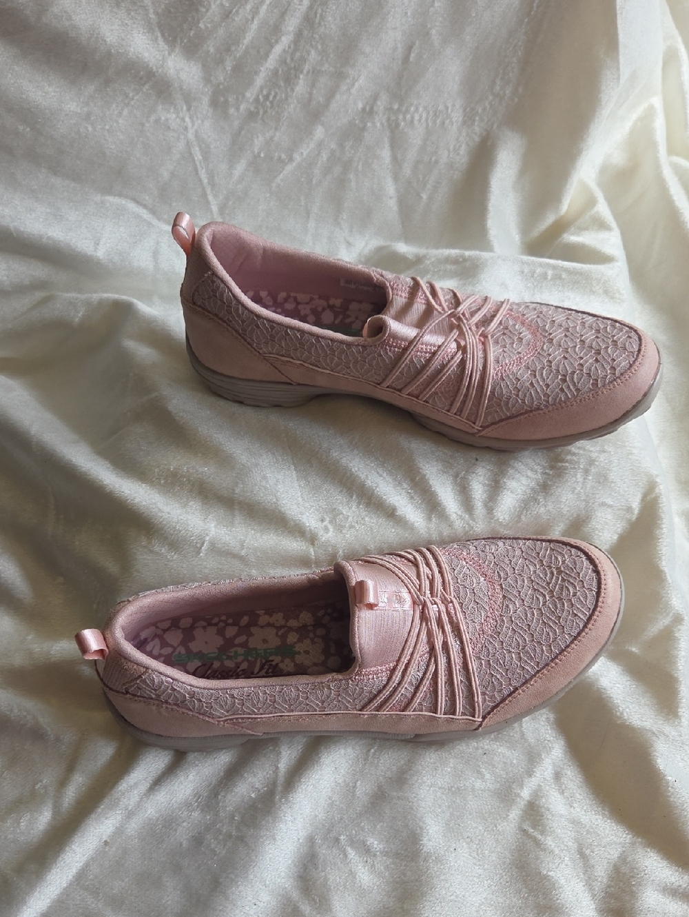 Women’s Casual Slip-On Sneakers in Blush Pink